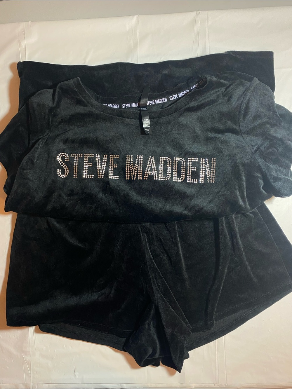 Steve Madden Black Velour Rhinestone Logo 2PC Lounge Shorts Set Size Large